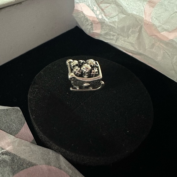 SOLD Pandora Christmas sleigh charm - Picture 1 of 4